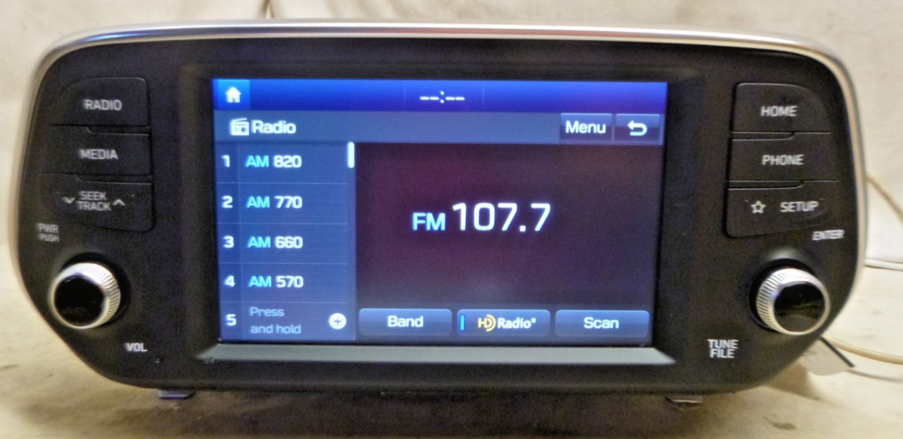 19 20 Hyundai Santa Fe Radio Receiver 96160S2300VCS SQZ49