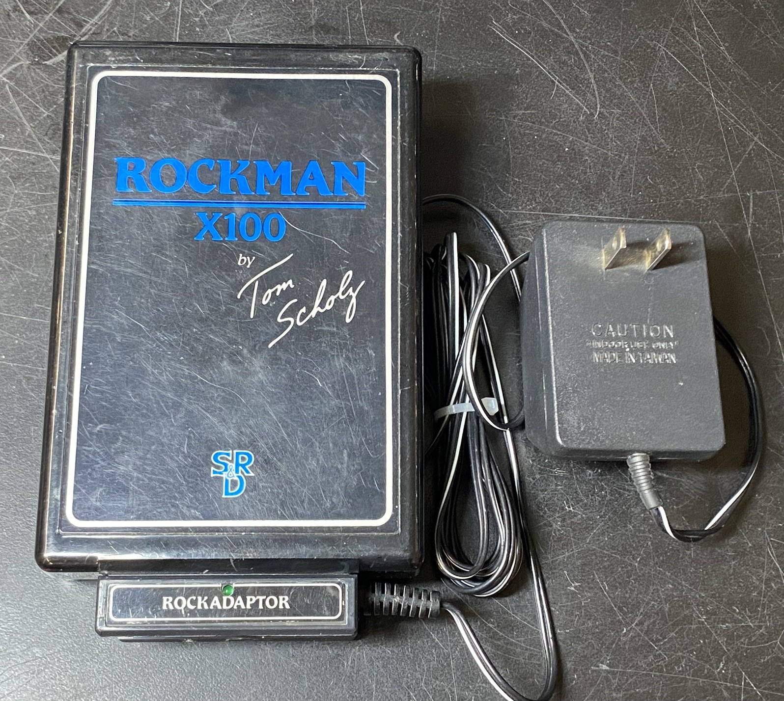 Rockman X100 Vintage Headphone Amplifier by Tom Scholz SR&D Rockman X100 Vintage Headphone Amplifier by Tom Scholz SR&D