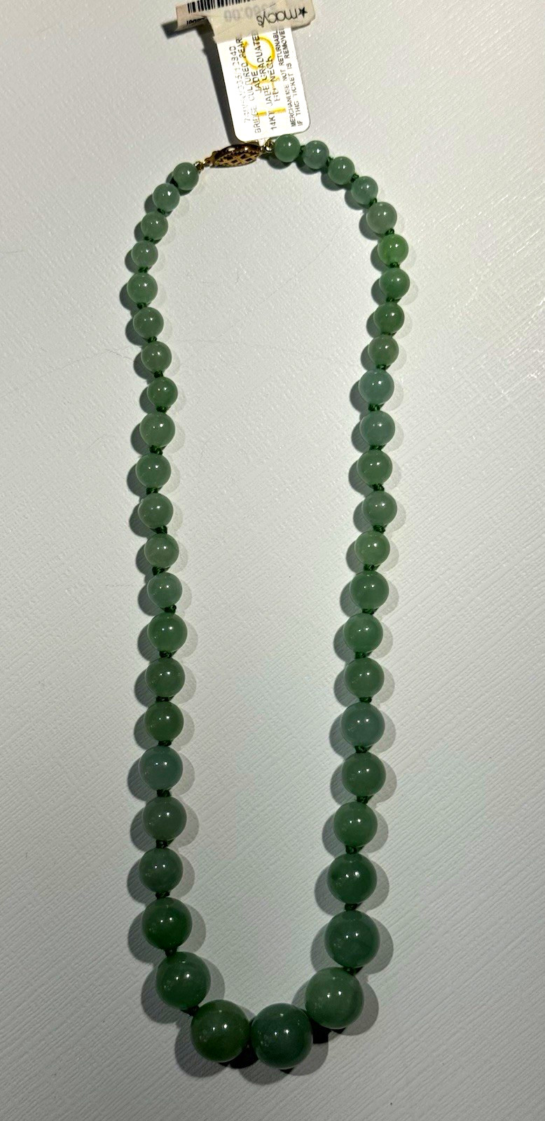 Macy’s Cultured Jade Graduated Bead Necklace 14KT Gold NWT $360 Retail Macy’s Cultured Jade Graduated Bead Necklace 14KT Gold NWT $360 Retail