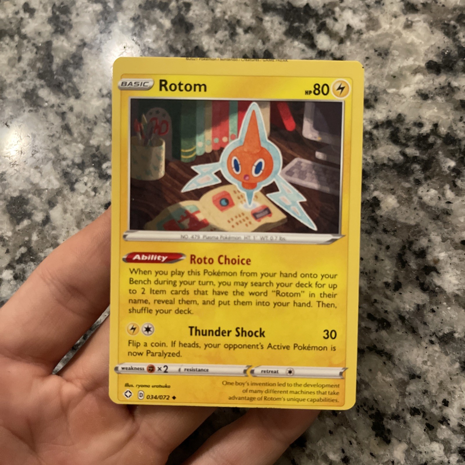 Pokemon Rotom 034/072 Shining Fates Miscut ERROR card ALIGNMENT DOTS Pokemon Rotom 034/072 Shining Fates Miscut ERROR card ALIGNMENT DOTS