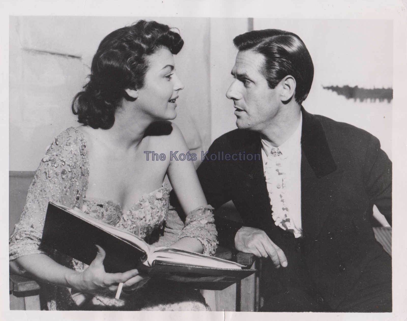 AVA GARDNER & MARIO CABRE-Spanish Bullfighter/Matador-MGM Candid Photo-1950 AVA GARDNER & MARIO CABRE-Spanish Bullfighter/Matador-MGM Candid Photo-1950