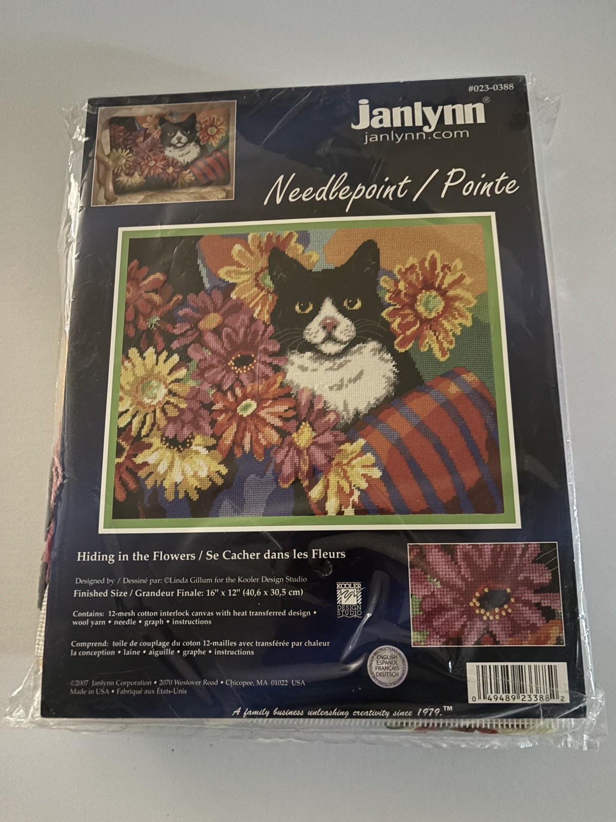New 2007 Janlynn Needlepoint Kit Hiding in the Flowers Cat #023-0388