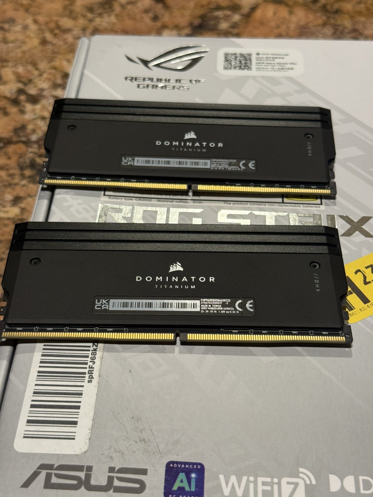 Corsair Dominator Titanium RGB 96GB (2x48GB) DDR5-6600 CL32 CMP96GX5M2B6600C32