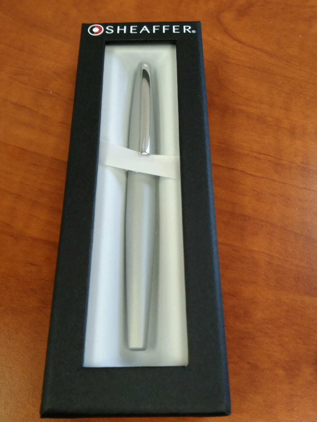 Sheaffer Taranis Brushed Chrome Fountain Pen B Nib 100% Authentic Sheaffer Taranis Brushed Chrome Fountain Pen B Nib 100% Authentic