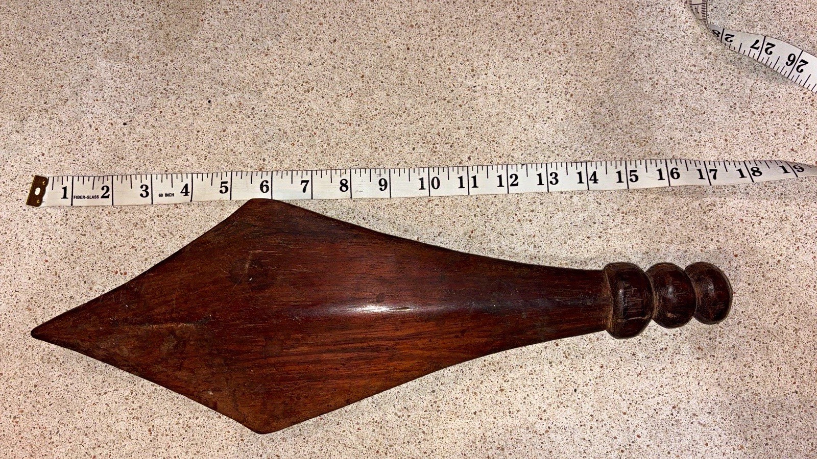 Hand-Carved Wood Spear-Style Sculpture tribal, Dark Brown, 18 in Hand-Carved Wood Spear-Style Sculpture tribal, Dark Brown, 18 in