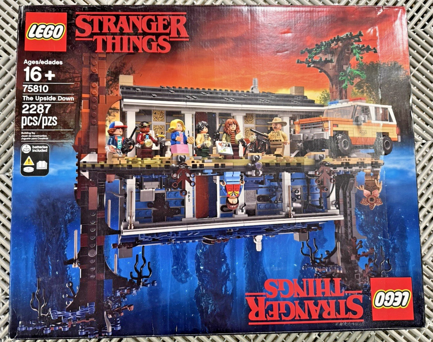 LEGO Stranger Things: The Upside Down (75810) NIB Damage To Box LEGO Stranger Things: The Upside Down (75810) NIB Damage To Box
