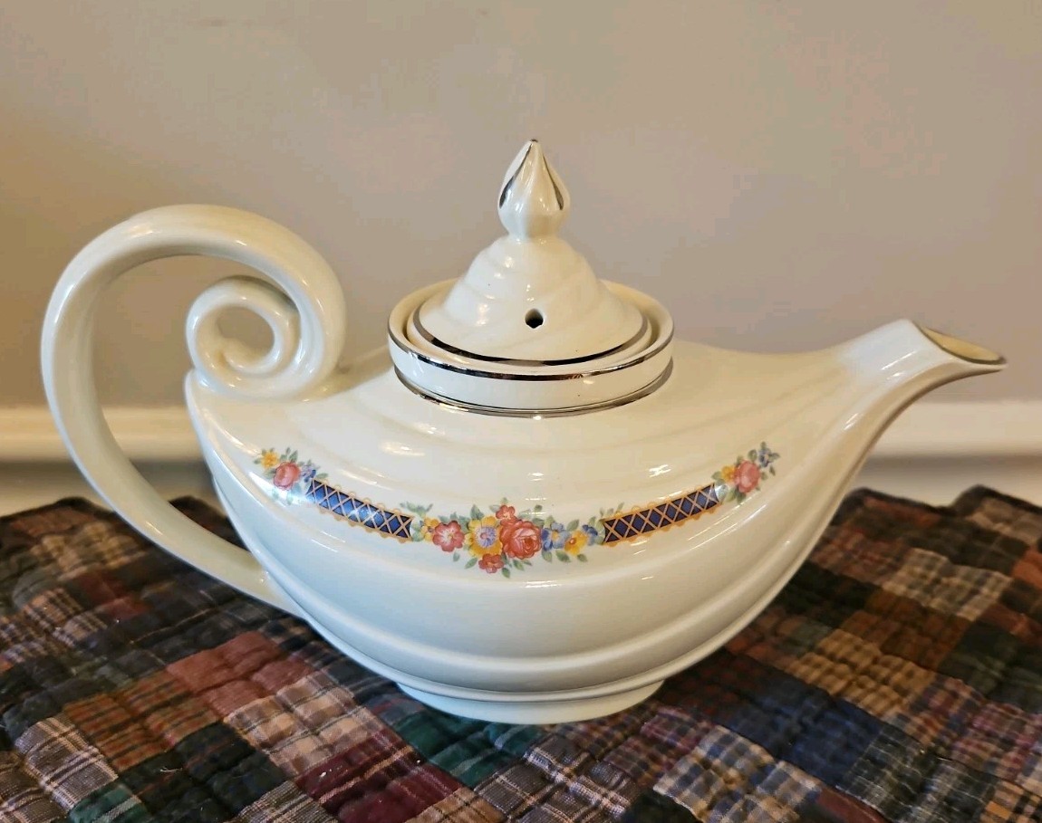 Vintage Hall’s China Company Aladdin Teapot With Lid And Diffuser Platinum Trim