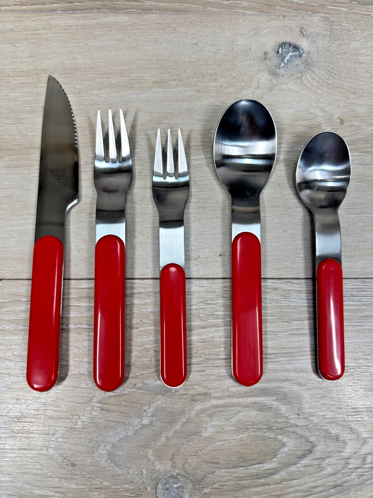 Dansk * SUMMERHOUSE Summer House Red Stainless Flatware - NEW - CHOICE (BX) Dansk * SUMMERHOUSE Summer House Red Stainless Flatware - NEW - CHOICE (BX)
