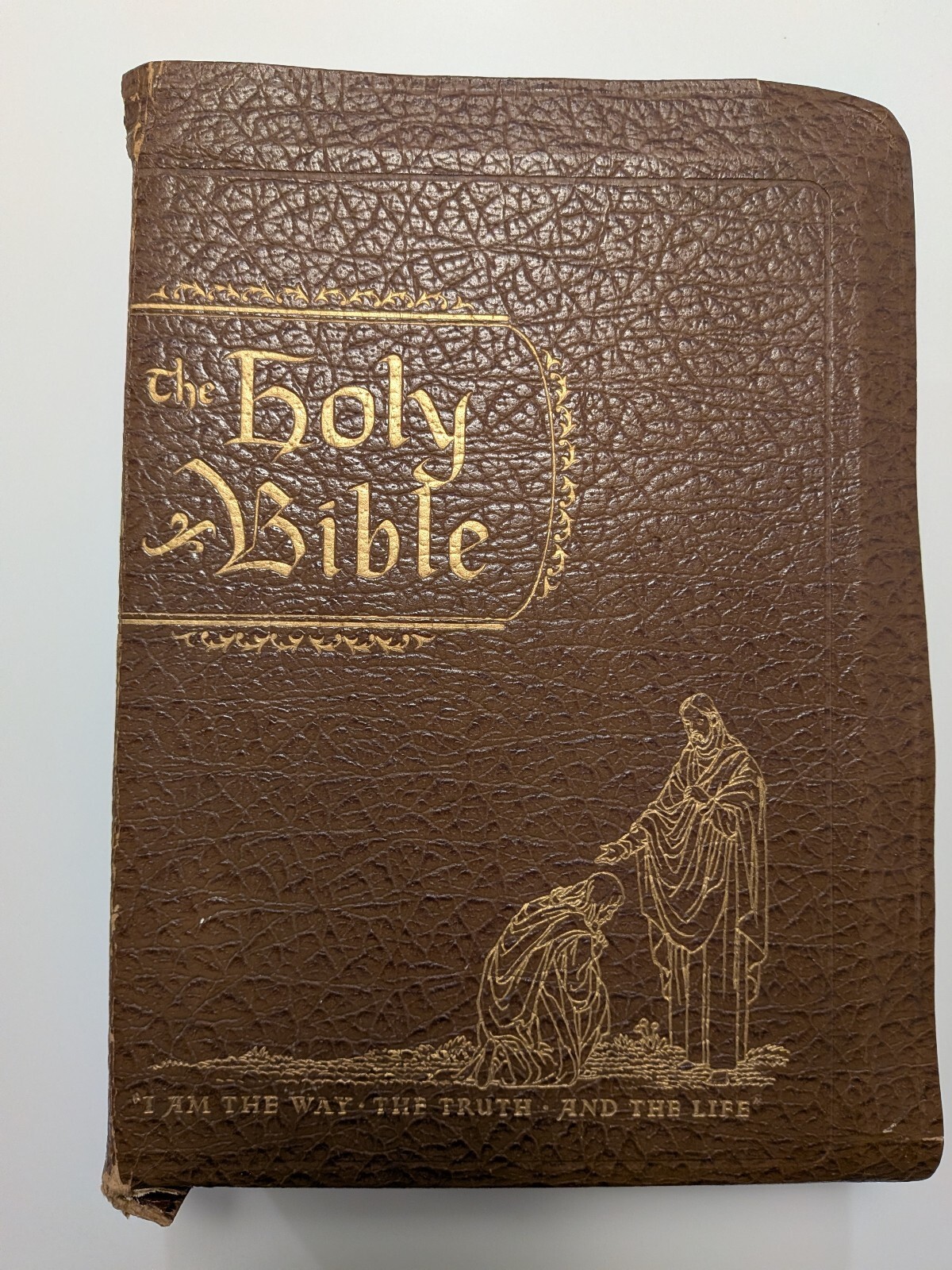 vintage 1954 The Holy Bible : Heritage Edition Note Condition Collectors item vintage 1954 The Holy Bible : Heritage Edition Note Condition Collectors item