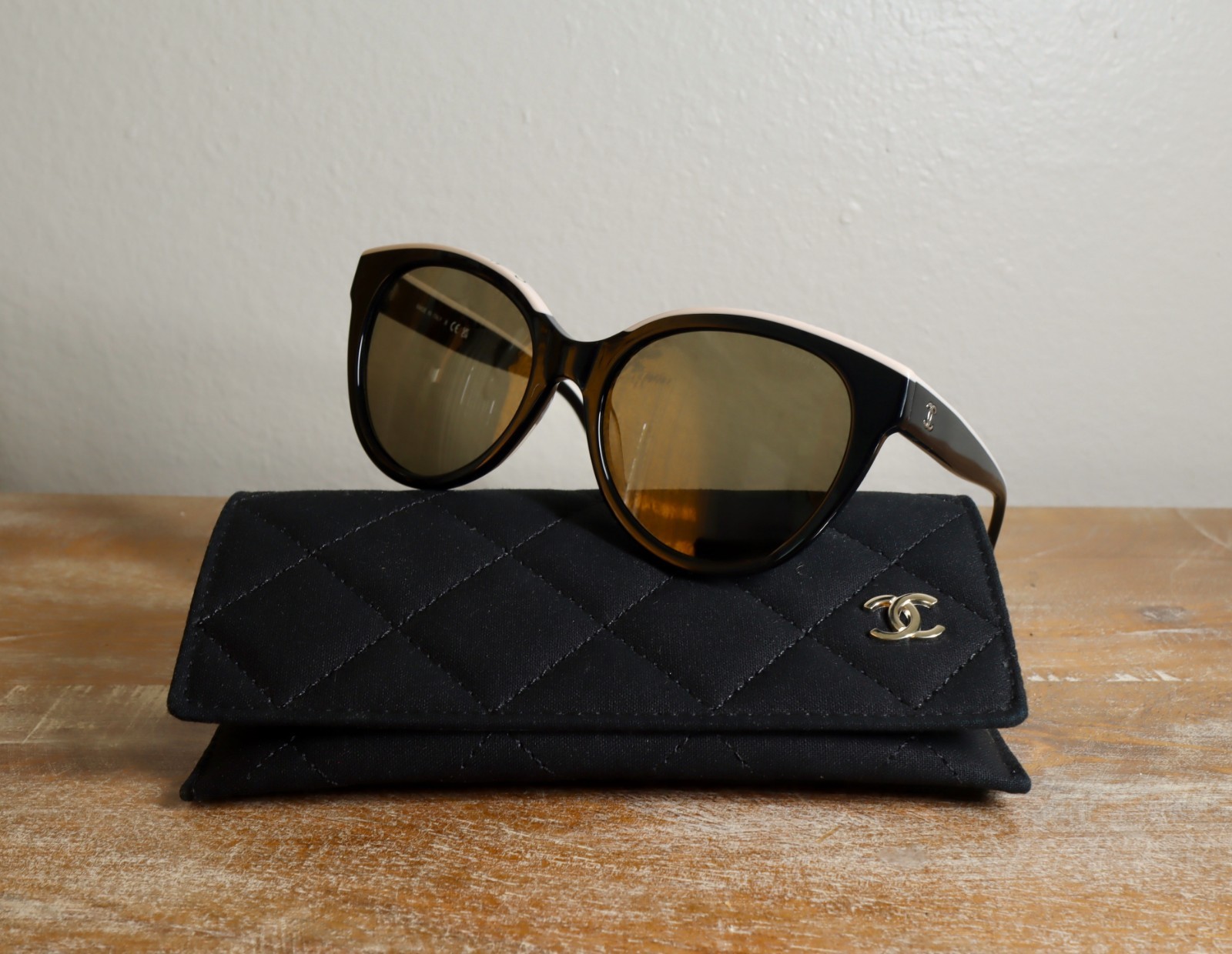 CHANEL 5414 Urban Vintage Butterfly Sunglasses 54mm Black/Gray Lens 100% UV CHANEL 5414 Urban Vintage Butterfly Sunglasses 54mm Black/Gray Lens 100% UV
