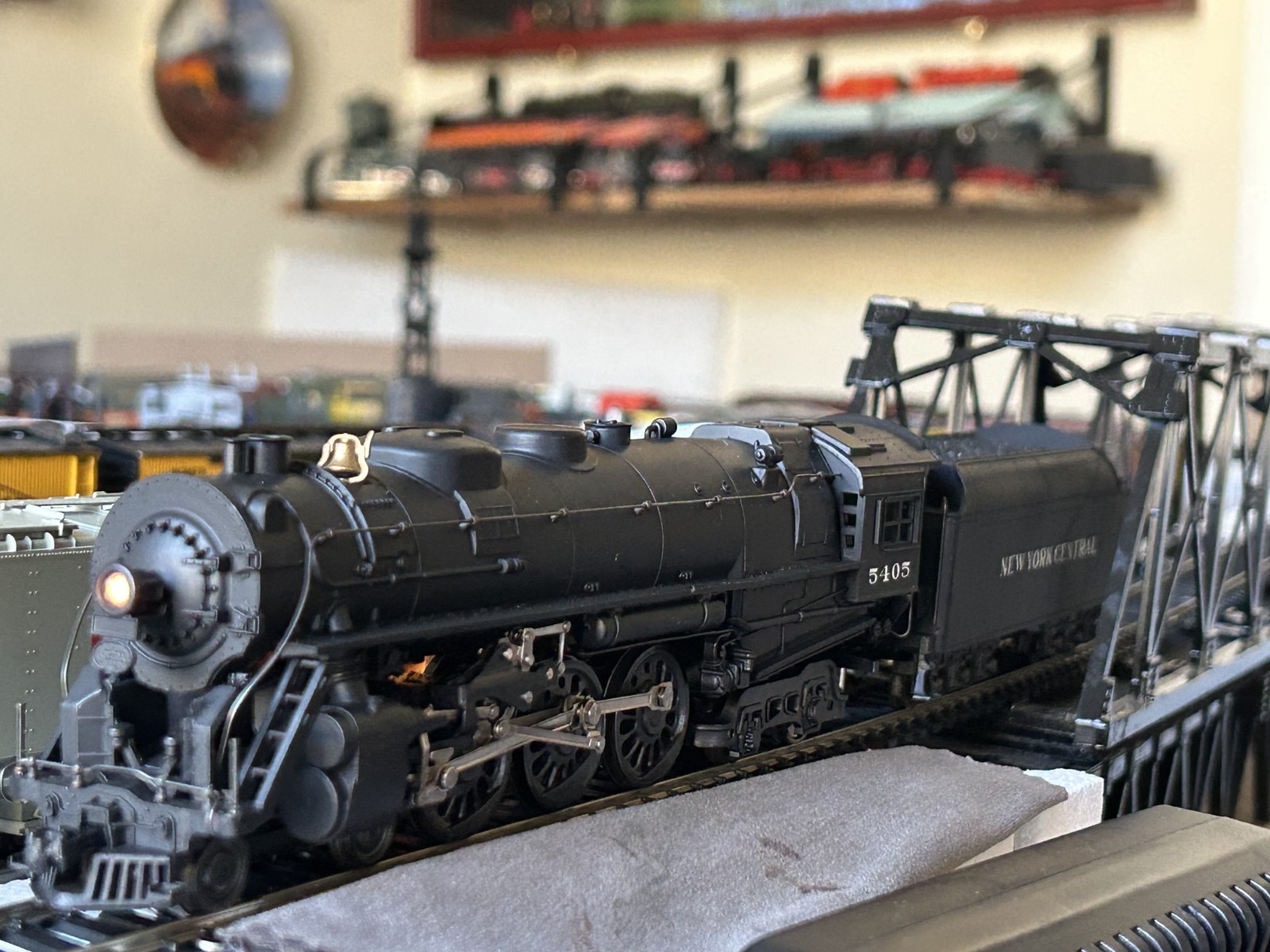Rivarossi HO RS446 4-6-4 Hudson New York Central NYC #5405 w/ Tender Box- Tested Rivarossi HO RS446 4-6-4 Hudson New York Central NYC #5405 w/ Tender Box- Tested