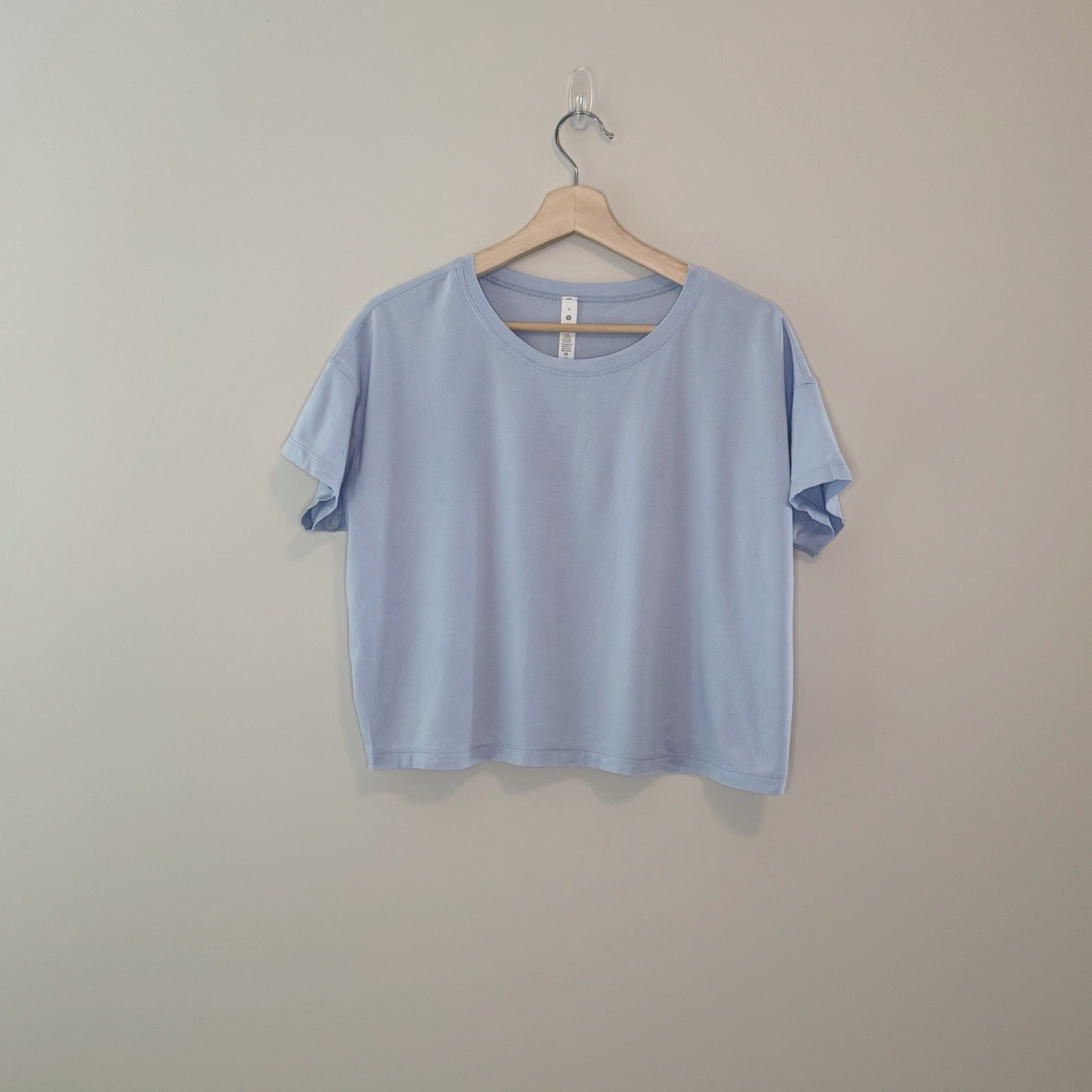 Lululemon Cates Tee Blue Linen Boxy Crop Pima Cotton Short Sleeve Shirt Size 8 Lululemon Cates Tee Blue Linen Boxy Crop Pima Cotton Short Sleeve Shirt Size 8