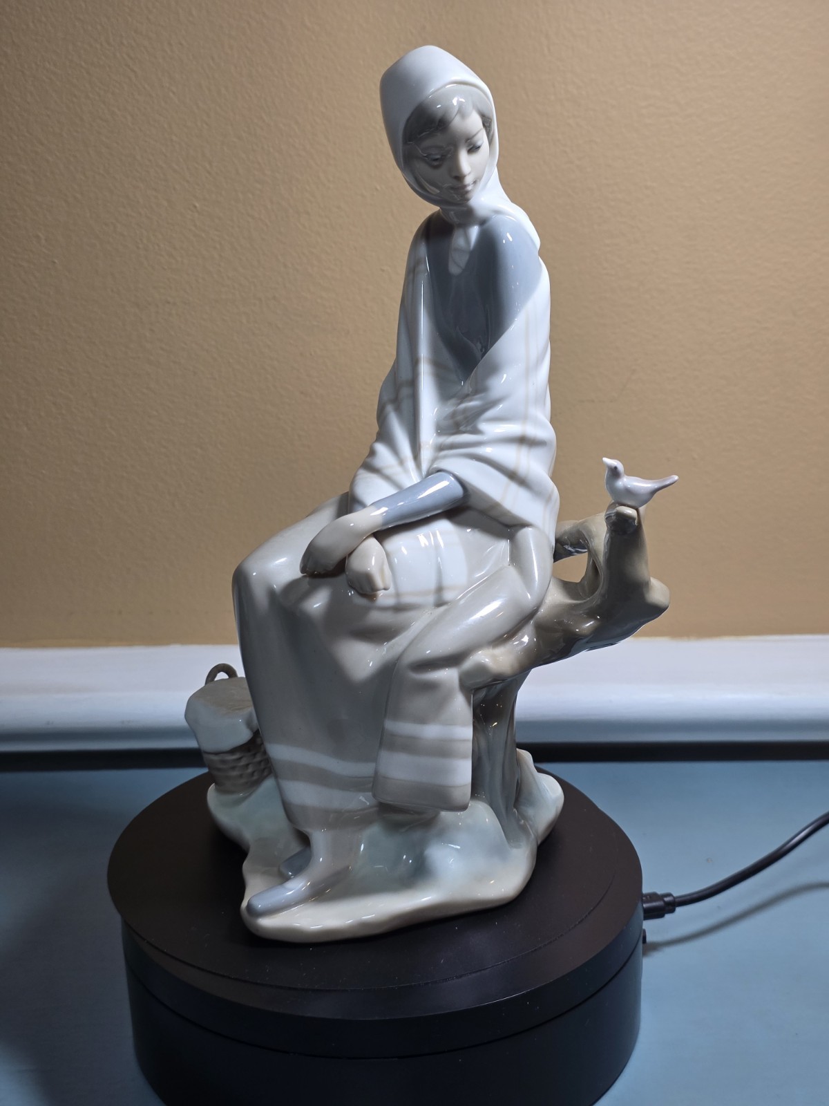 Vintage Lladro Figurine #4576 New Shepherdess, Gloss Finish 10.5\ Vintage Lladro Figurine #4576 New Shepherdess, Gloss Finish 10.5\