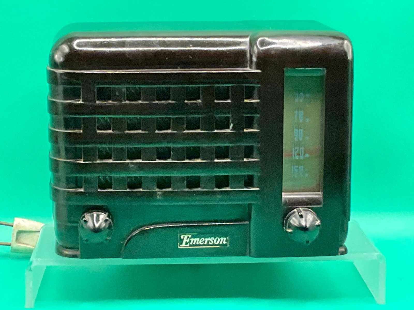 VTG 1947 Emerson 540a Tube Radio Stunning Bakelite Case LOOK VTG 1947 Emerson 540a Tube Radio Stunning Bakelite Case LOOK