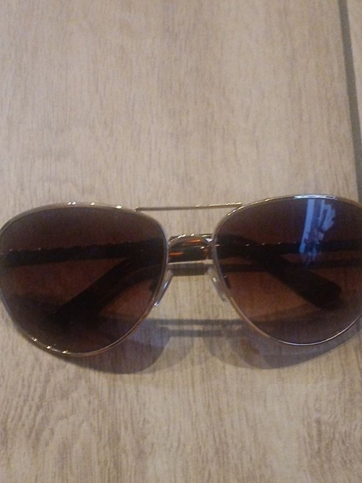 Foster Grant Women\'s Prelude Gold w Brown Polarized Sunglasses 100% UVA/UVB