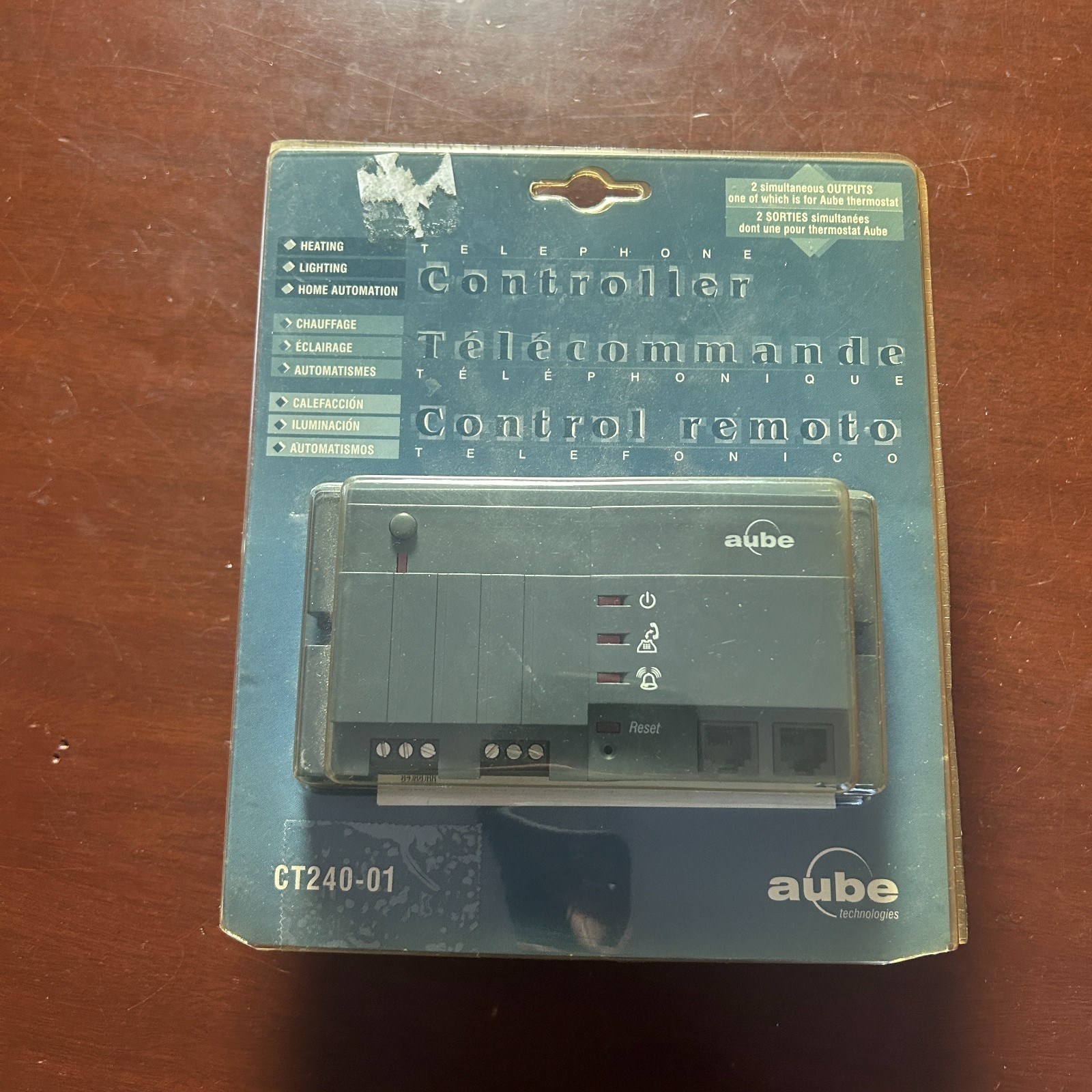 Aube by Honeywell CT240-01 Universal Home Automation Thermostat Phone Controller Aube by Honeywell CT240-01 Universal Home Automation Thermostat Phone Controller
