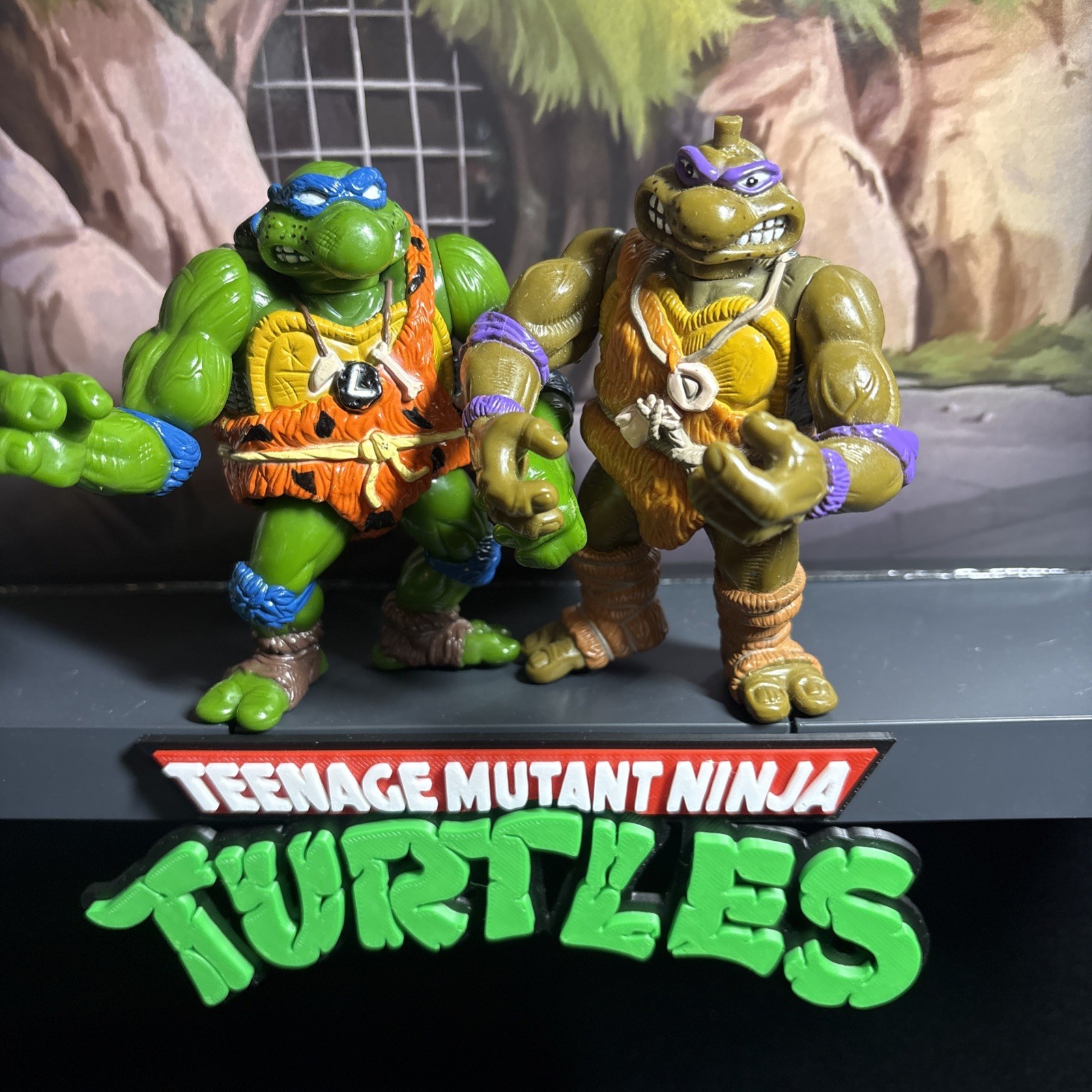 Vintage 1992 TMNT Cave Turtles Leonardo & Donatello Figure Lot (2)