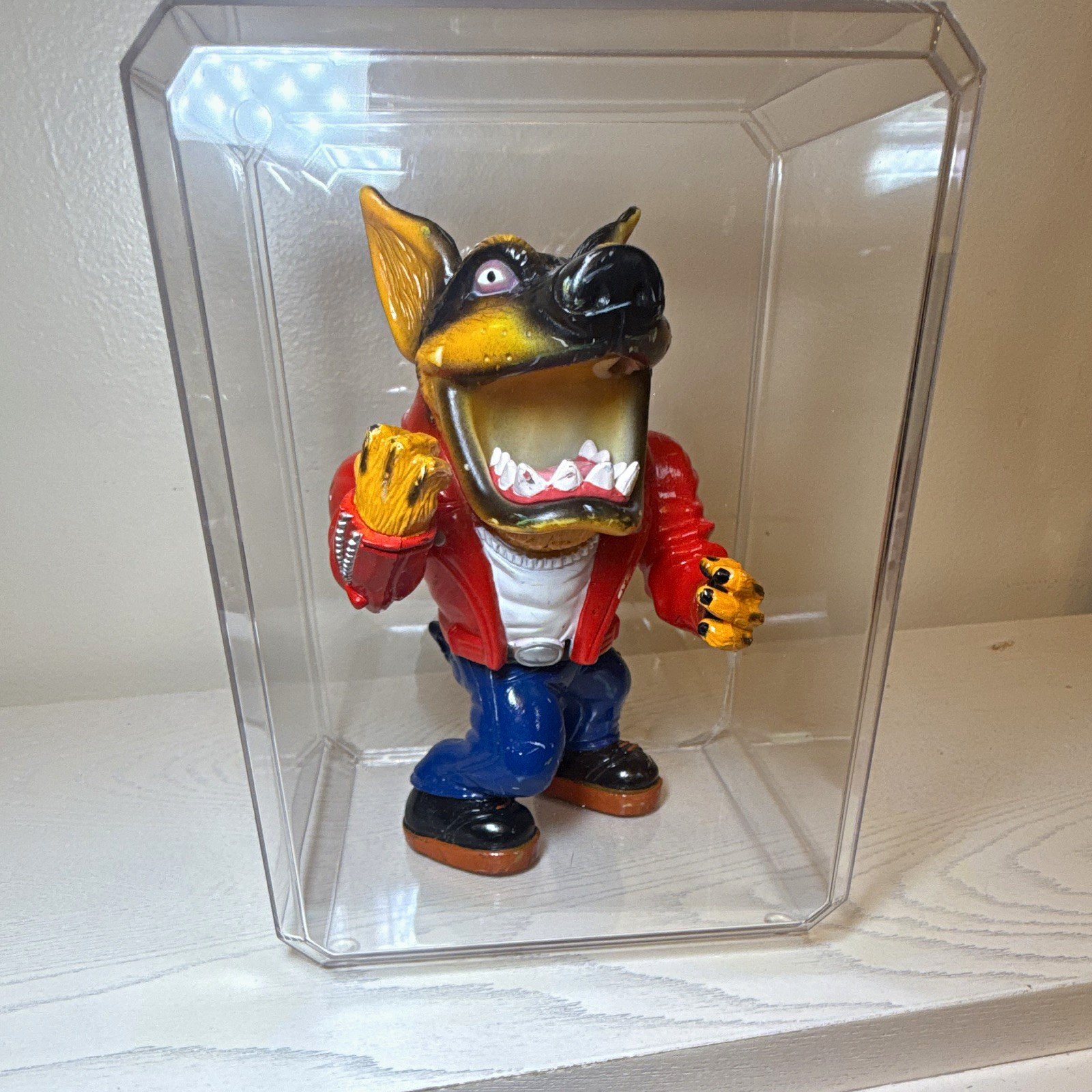 Muscle mutts 1997 gutter figure RARE 🔥 Muscle mutts 1997 gutter figure RARE 🔥