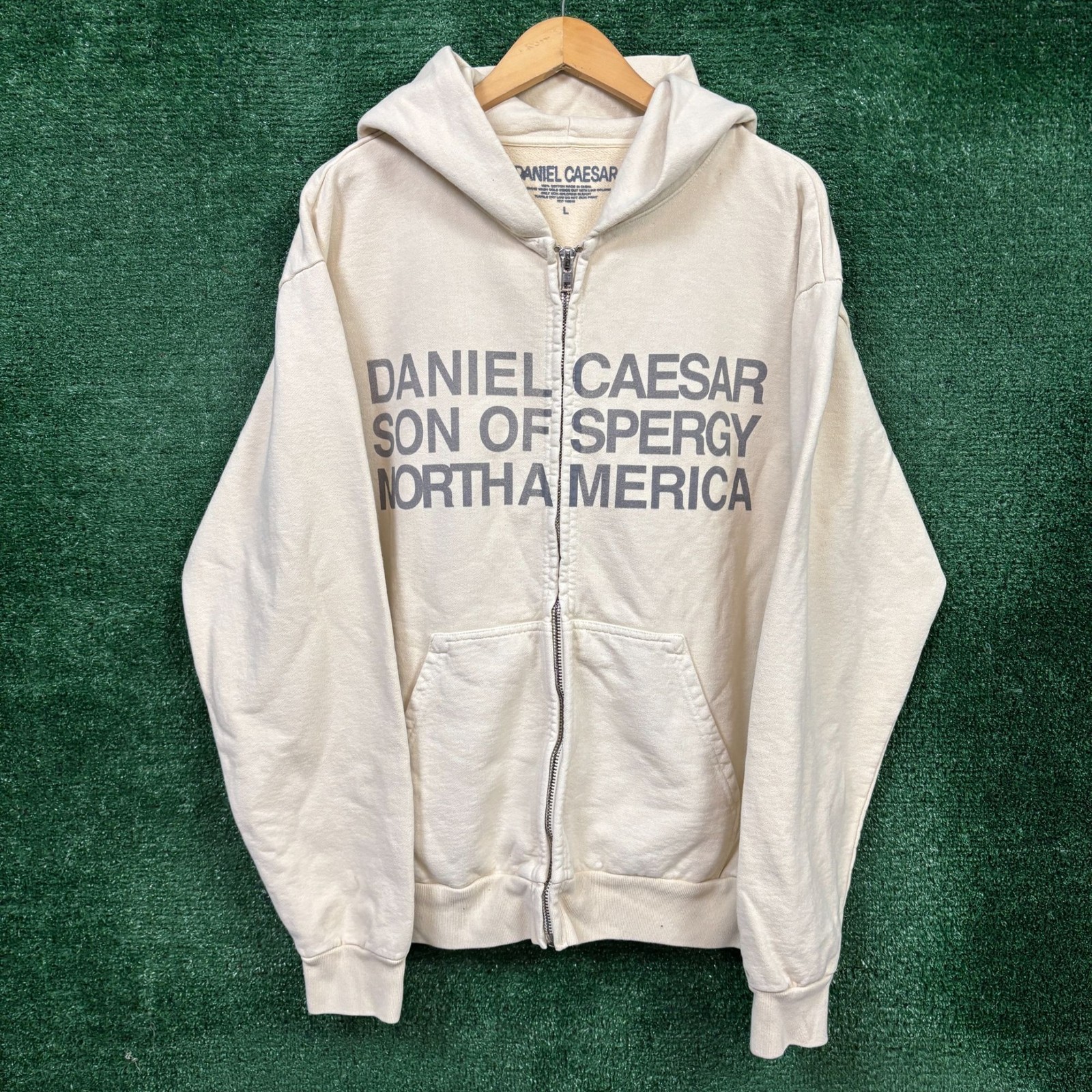 Daniel Caesar The Son of Spergy Tour Hoodie Large Daniel Caesar The Son of Spergy Tour Hoodie Large