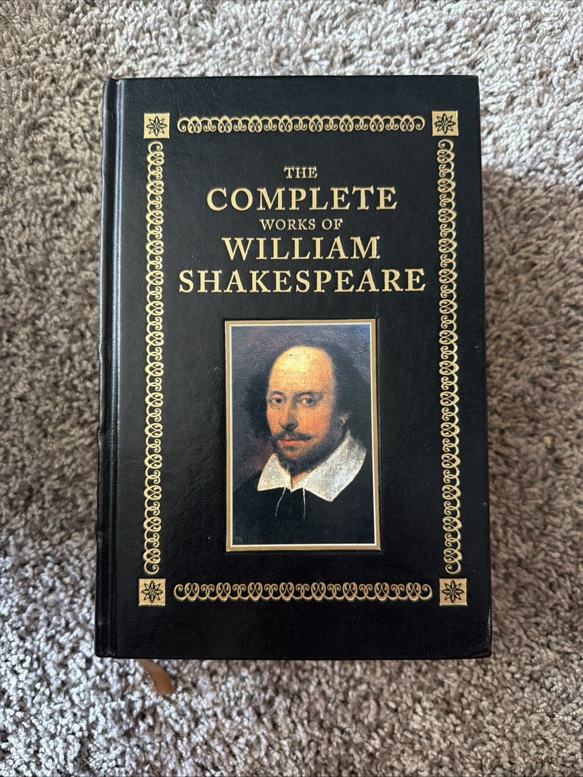 The Complete Works of Shakespeare Leather Bound B&N Edition VG The Complete Works of Shakespeare Leather Bound B&N Edition VG