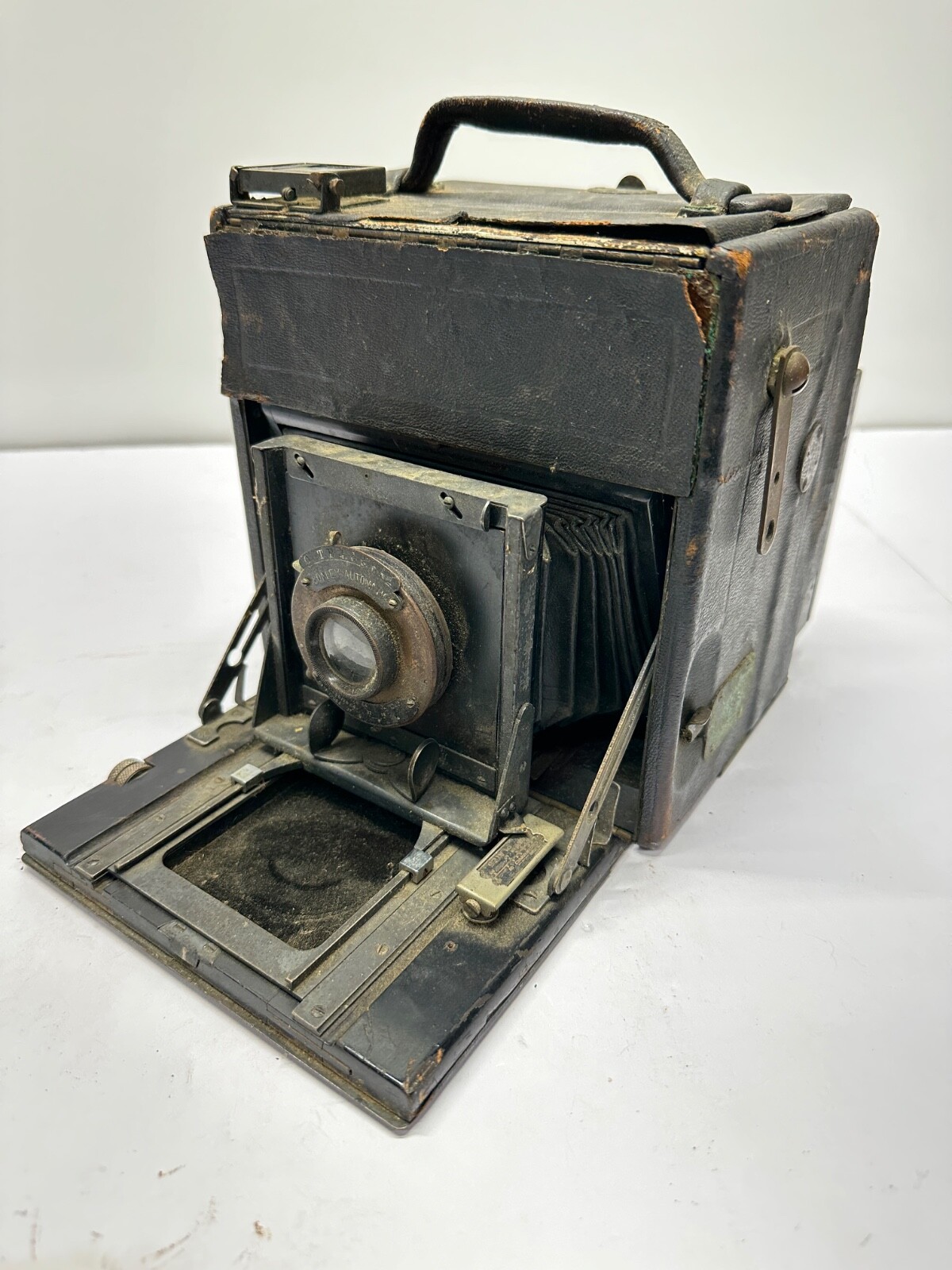 Antique FOLMER SCHWING COMPACT GRAFLEX REFLEX CAMERA Conley Lens Untested