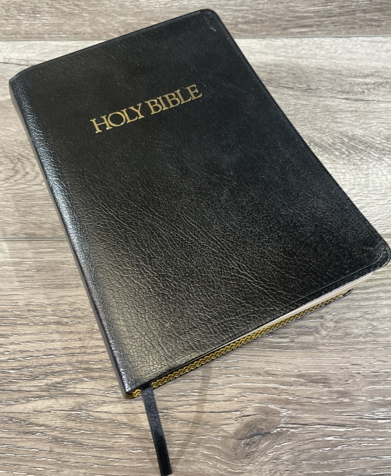 KJV Giant Print Holy Bible Thomas Nelson Thumb Indexed Art Gold Trim Gilt Clean
