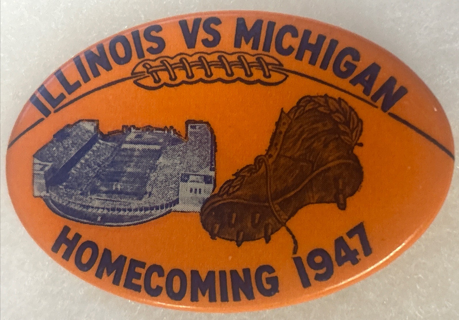 Illinois vs Michigan Homecoming 1947 Football 2 3/4” x 1 3/4” pinback button pin