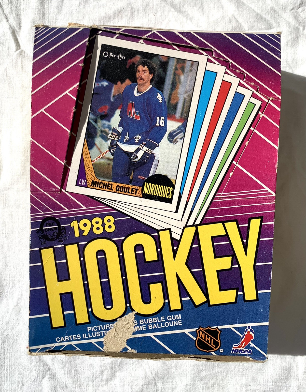 1987-88 O-Pee-Chee NHL Wax Packs (2) Unopened Sealed Robitaille & Vernon RC OPC 1987-88 O-Pee-Chee NHL Wax Packs (2) Unopened Sealed Robitaille & Vernon RC OPC