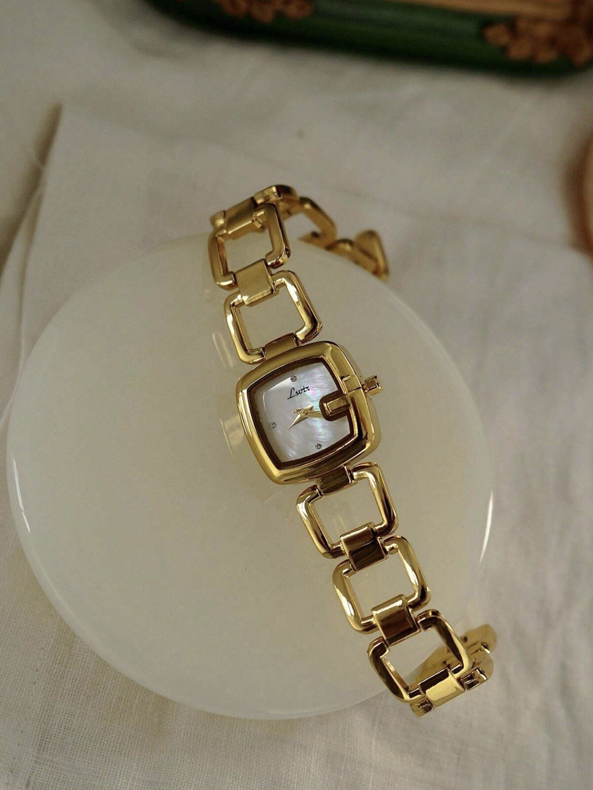 Vintage Gold Square Face Women’s Watch | French Style Elegant Minimalist Gift