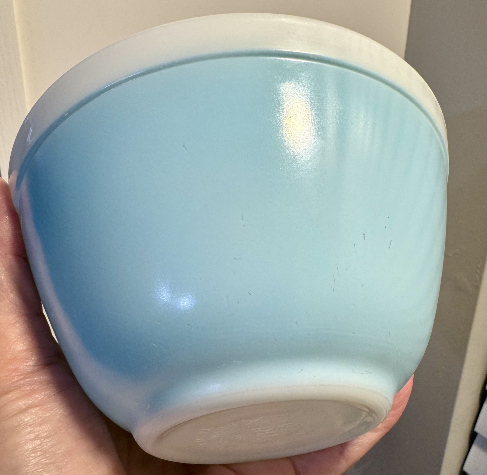 Vintage Pyrex 401 Robin's Egg Turquoise Mixing Blue White Band Americana Vintage Pyrex 401 Robin's Egg Turquoise Mixing Blue White Band Americana