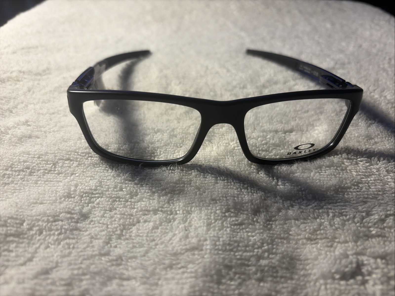 OAKLEY EYEGLASSES Currency OX8026-0154 (Size 54-17-133) OAKLEY EYEGLASSES Currency OX8026-0154 (Size 54-17-133)