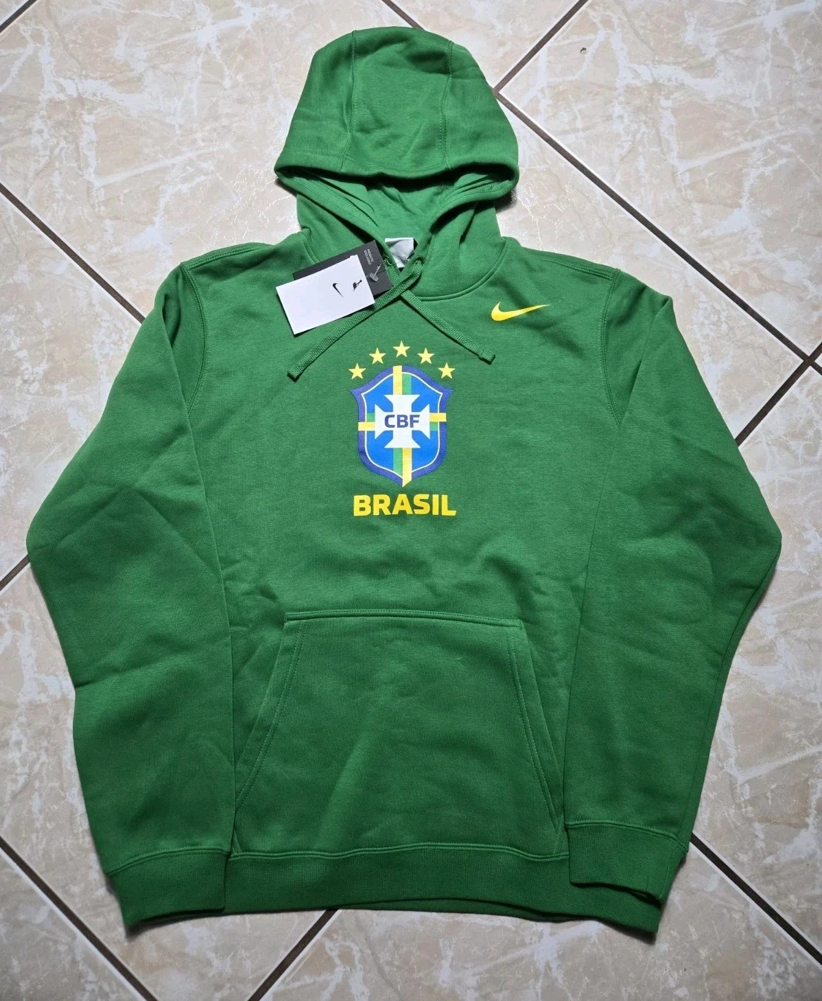 NWT Nike Brazil Club Fleece Pullover World Cup Soccer Hoodie Mens Medium $80