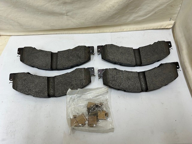 GENUINE MOPAR 68034093AD DISC BRAKE PAD KIT, N.O.S.,  