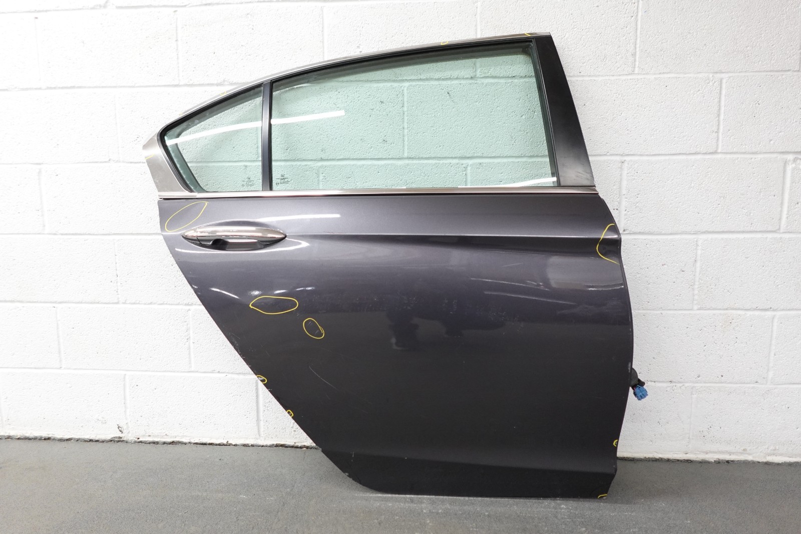 2013-2017 HONDA ACCORD RIGHT REAR DOOR COMPLETE (OEM) DAMAGED PANEL