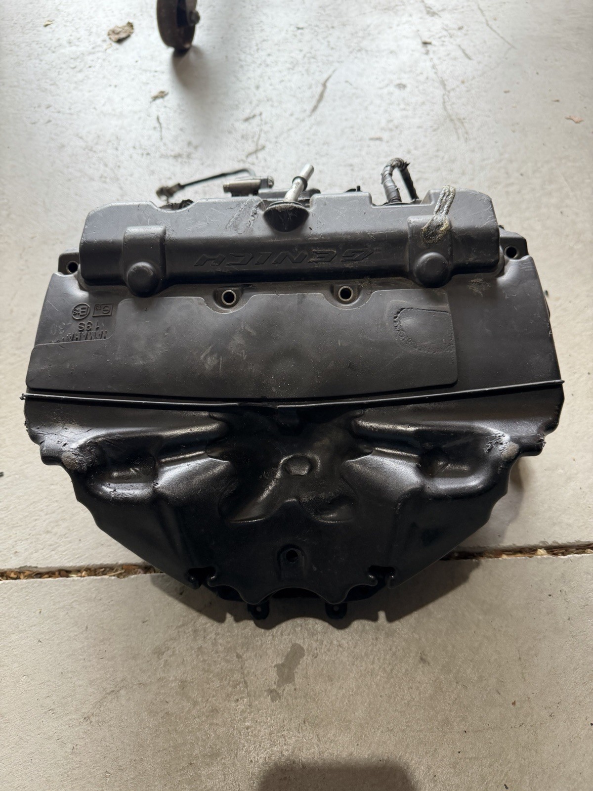2008-2016 Yamaha R6 Airbox Oem DAMAGED 2008-2016 Yamaha R6 Airbox Oem DAMAGED