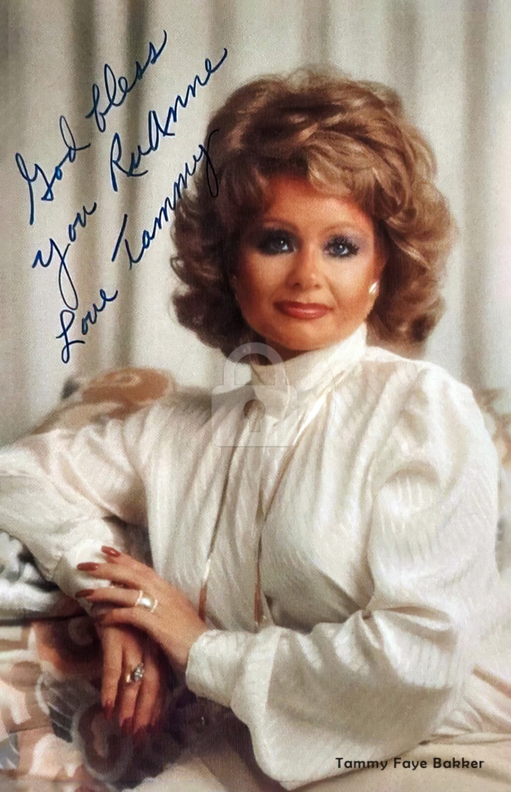Tammy Faye Bakker -- Signed Vintage Photo Postcard Copy Tammy Faye Bakker -- Signed Vintage Photo Postcard Copy