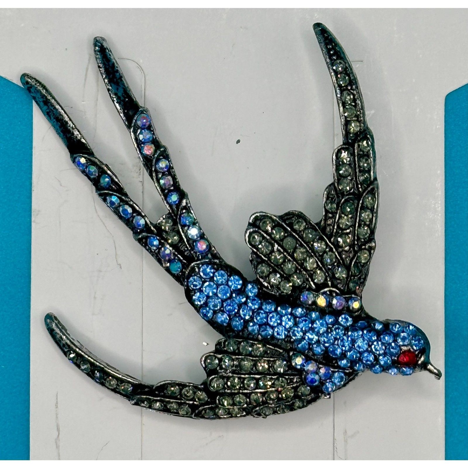 Vintage Style Blue Rhinestone Swallow Bird Brooch Pin Vintage Style Blue Rhinestone Swallow Bird Brooch Pin