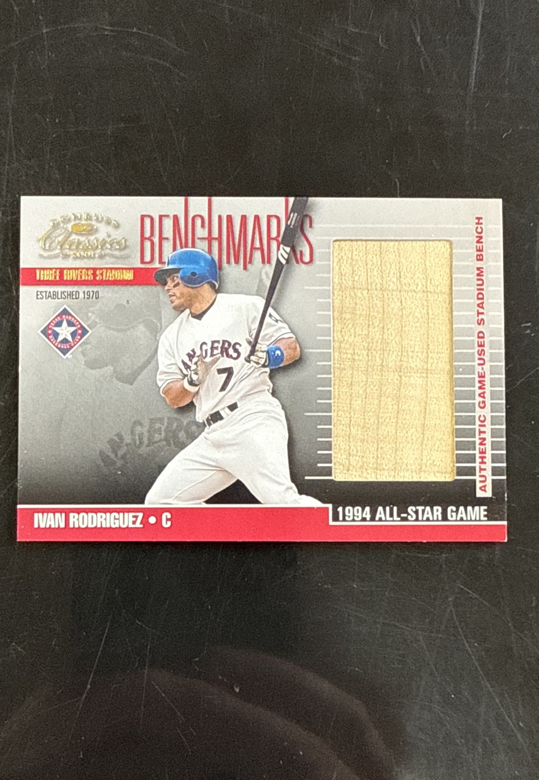 2001 Donruss Classics - Benchmarks Ivan Rodriguez #BM-16 (MEM). Bat