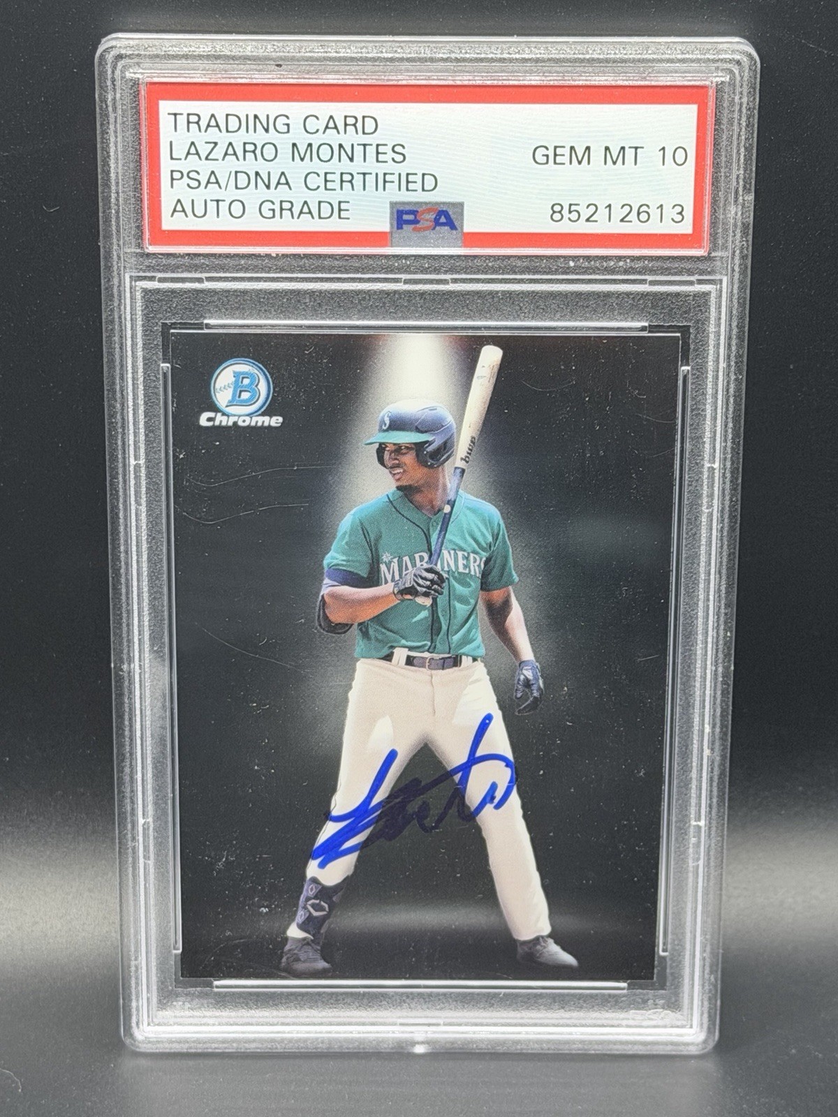 2023 Bowman Chrome Prospects Lazaro Montes Spotlight Auto (IP-Graded 10) 2023 Bowman Chrome Prospects Lazaro Montes Spotlight Auto (IP-Graded 10)