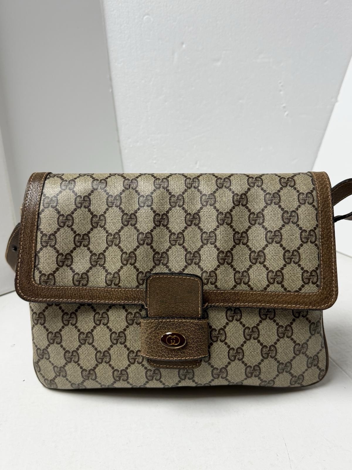 Vintage Gucci GG Canvas Shoulder Bag Preowned For Wear Check Pics Please