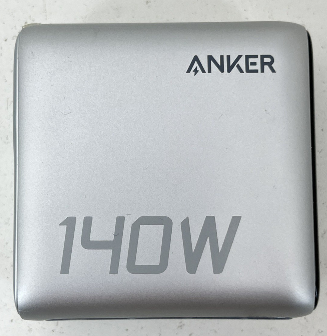 Anker - Laptop Charger (140W, 4-Port, PD 3.1) - Silver Anker - Laptop Charger (140W, 4-Port, PD 3.1) - Silver