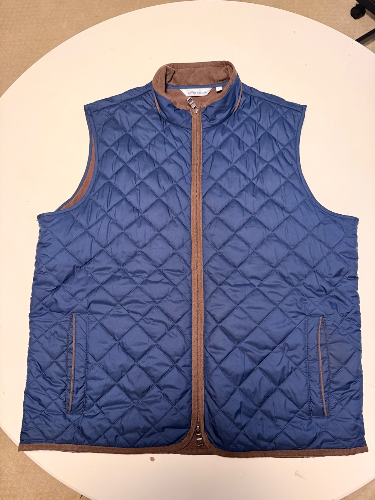 Peter Millar Men\'s Navy Essex Quilted Travel Vest Full Zip Vest Size Large Peter Millar Men\'s Navy Essex Quilted Travel Vest Full Zip Vest Size Large