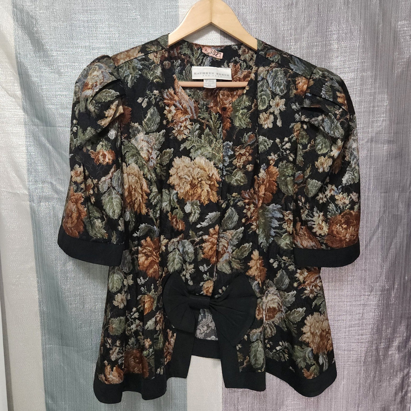 Kathryn Deene NY Vintage Floral Tapestry Skirt Suit Set 20 Bow Puff Shoulder