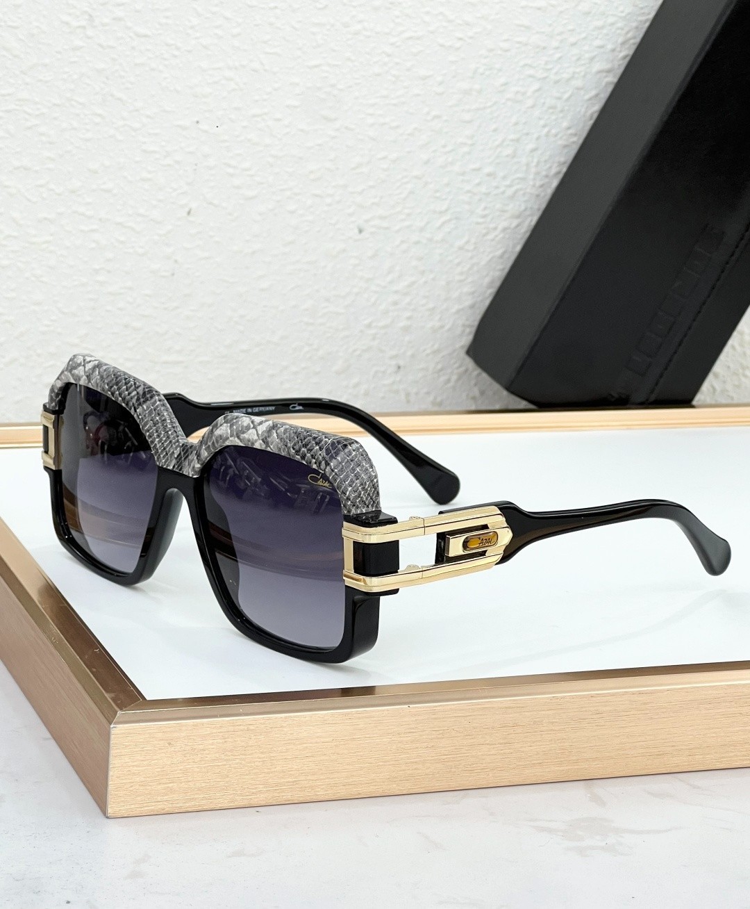 Cazal Style Unisex Sunglasses - MODEL: MOD623 - SIZE: 57口16-145 Cazal Style Unisex Sunglasses - MODEL: MOD623 - SIZE: 57口16-145