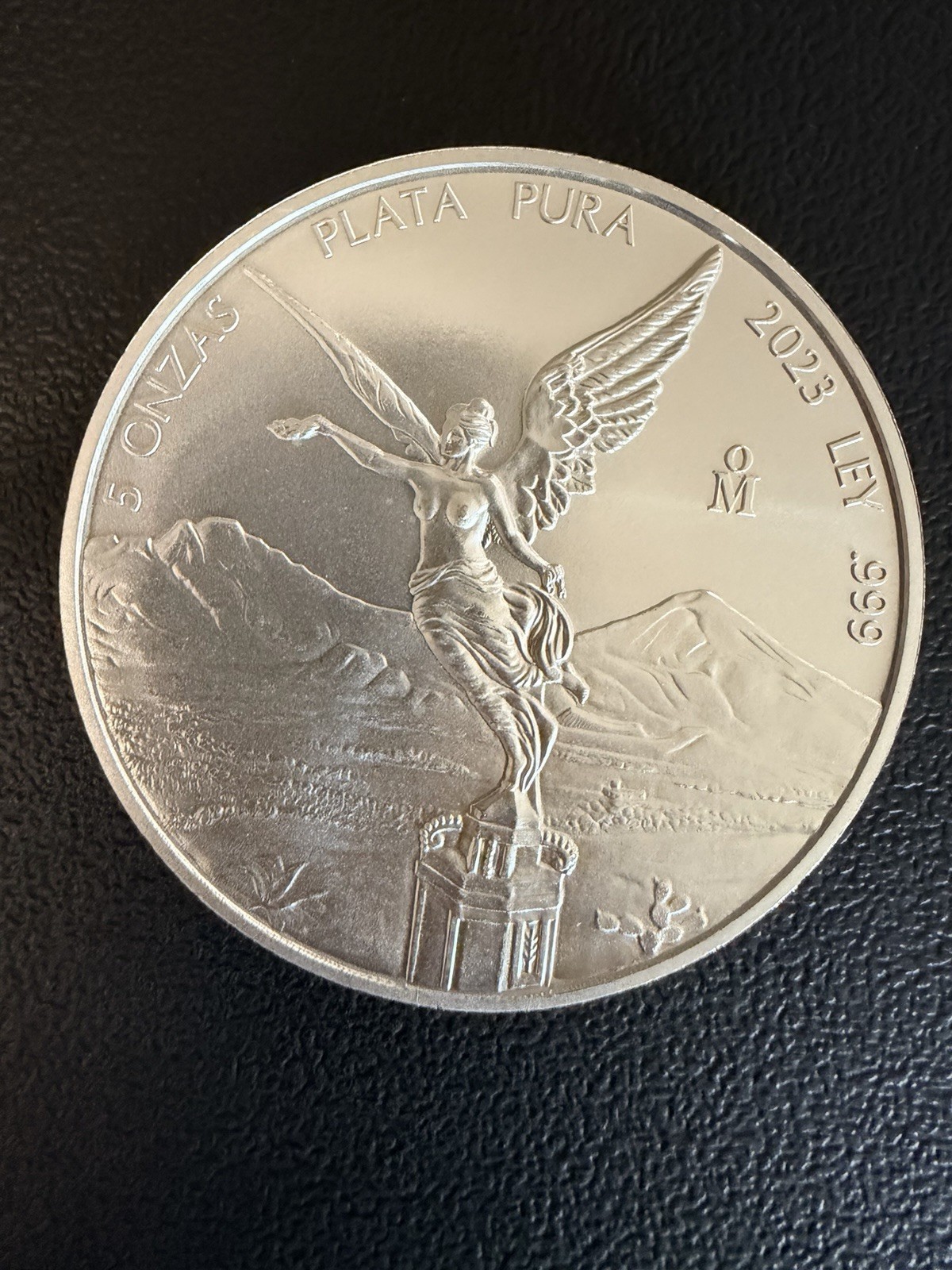 2023 MO - Mexico 5 Oz Libertad - 5 Oz 0.999 Fine Silver Uncirculated Coin 2023 MO - Mexico 5 Oz Libertad - 5 Oz 0.999 Fine Silver Uncirculated Coin