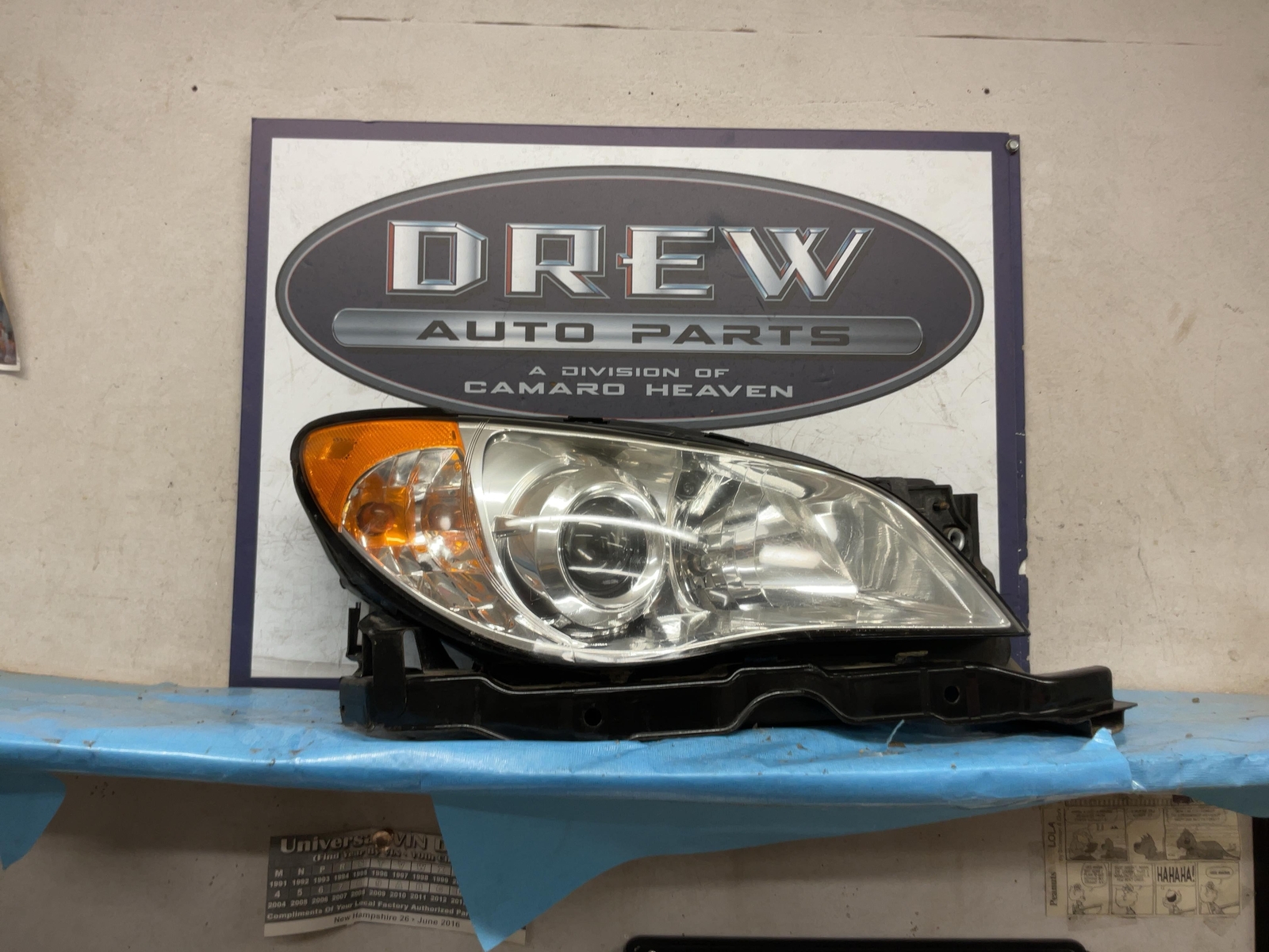 Headlamp Assembly SUBARU IMPREZA Right 07 RH LIGHT HALOGEN *CRACK/CHIP*