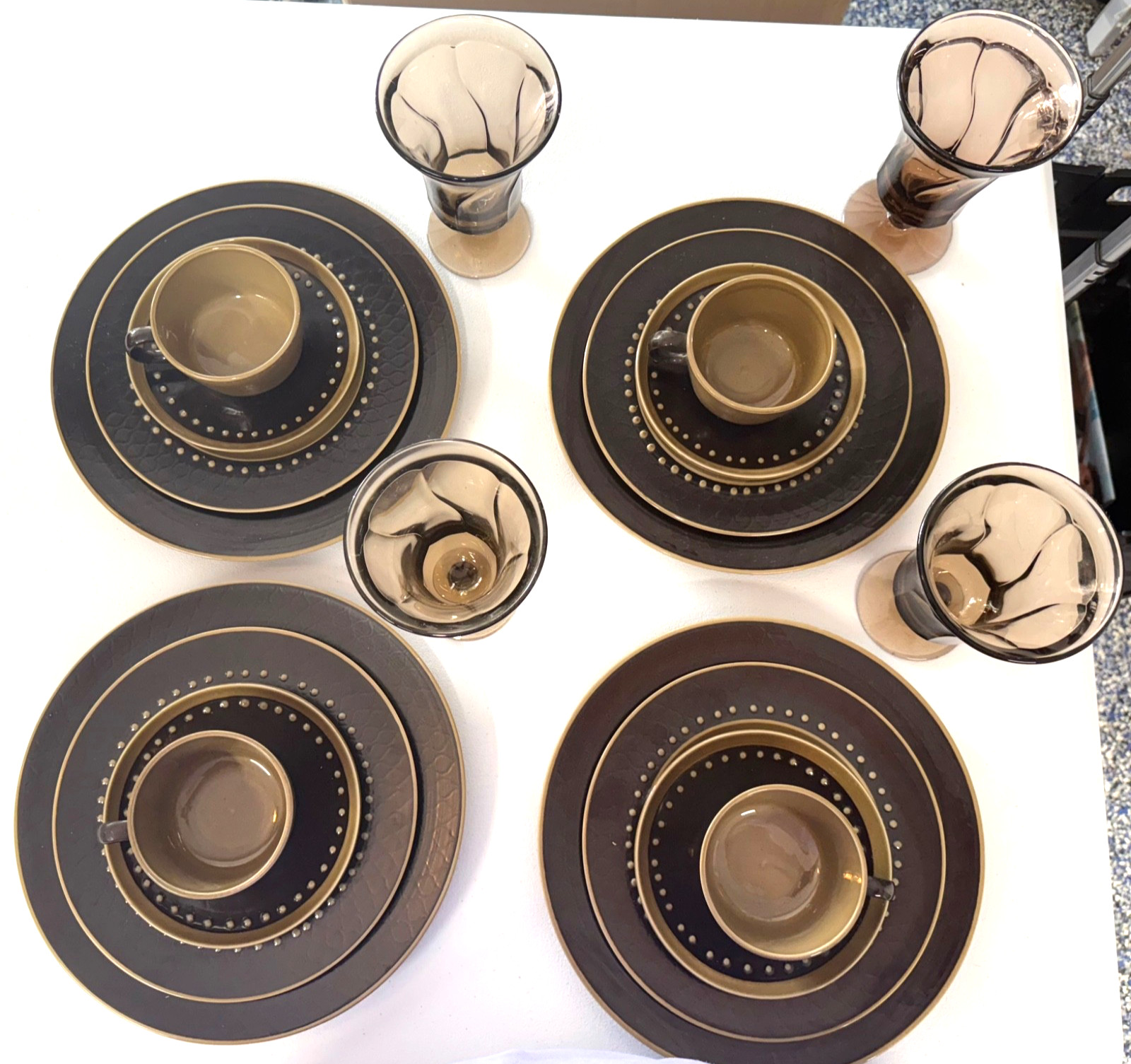 Franciscan   Tahiti Includes: Dinner/ Salad Plate, Cup & Saucer  WITHOUT Goblet