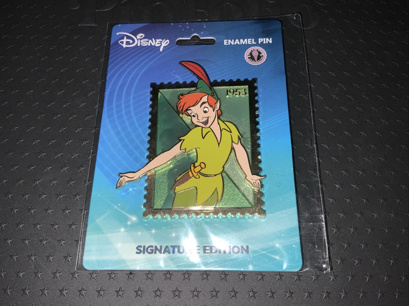 PALM Disney PETER PAN Royal Stamp Series Jumbo Pin LE400 PALM Disney PETER PAN Royal Stamp Series Jumbo Pin LE400
