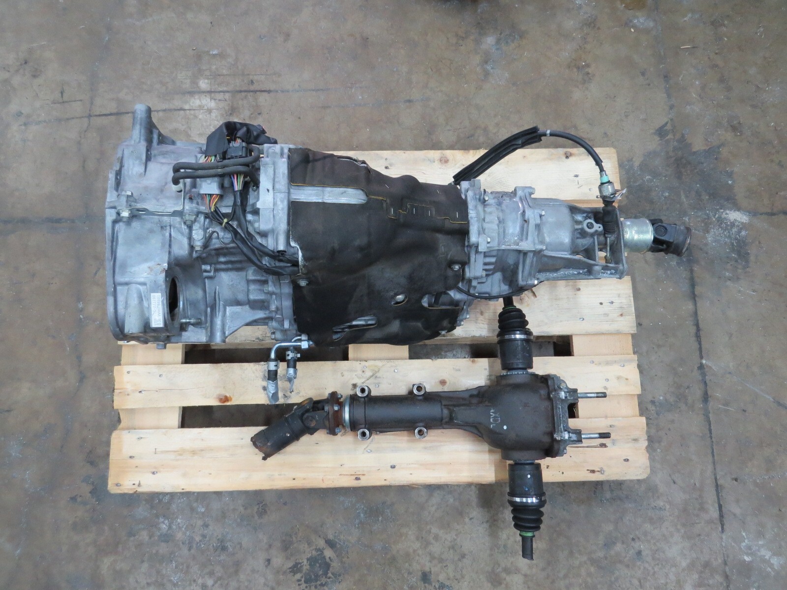 2010 2011 2012 SUBARU LEGACY CVT AUTOMATIC TRANSMISSION REAR DIFFE  JDM EJ253
