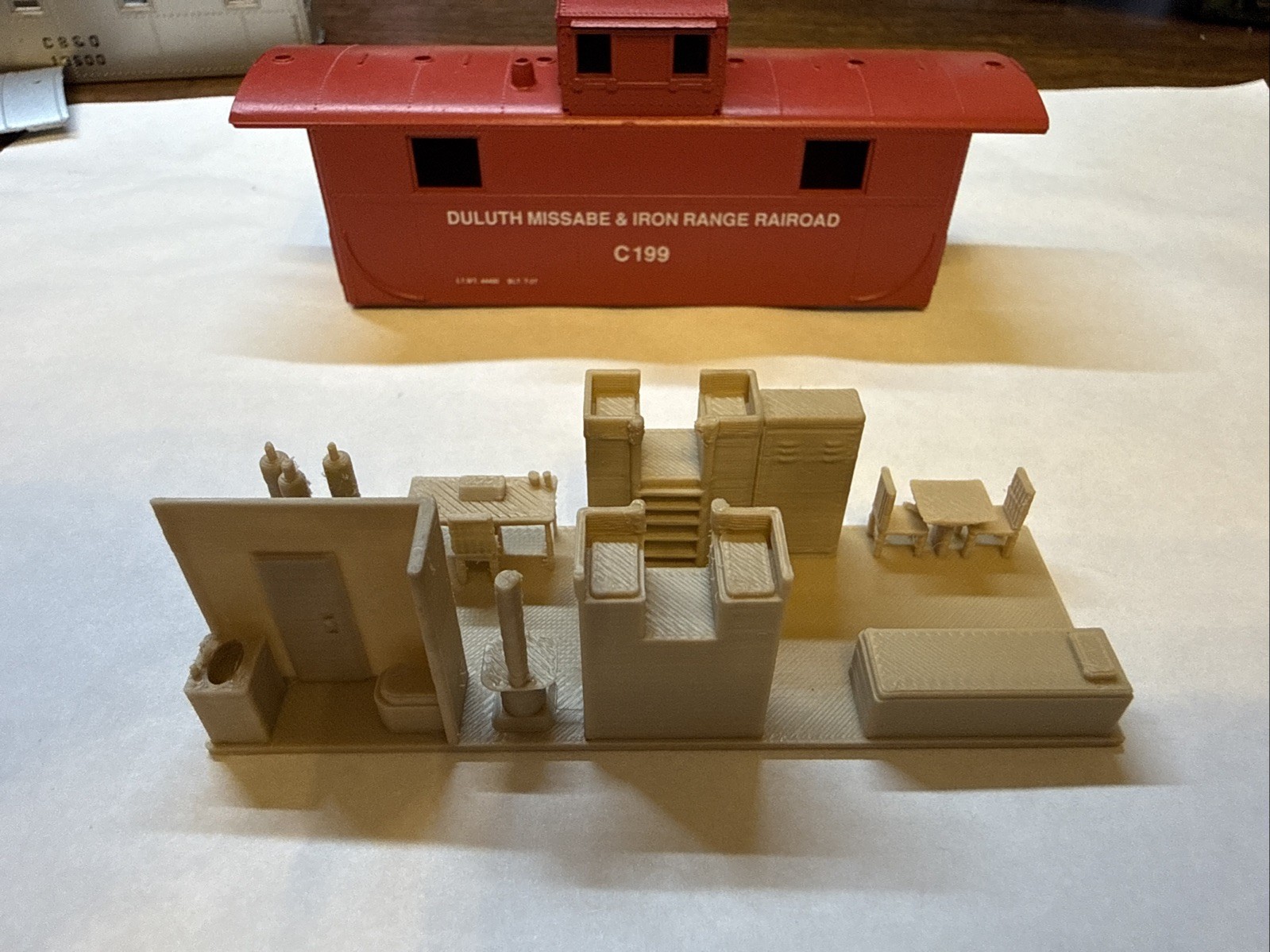HO Scale Caboose Interior Fits Roundhouse Modern 2 Window Caboose Tan